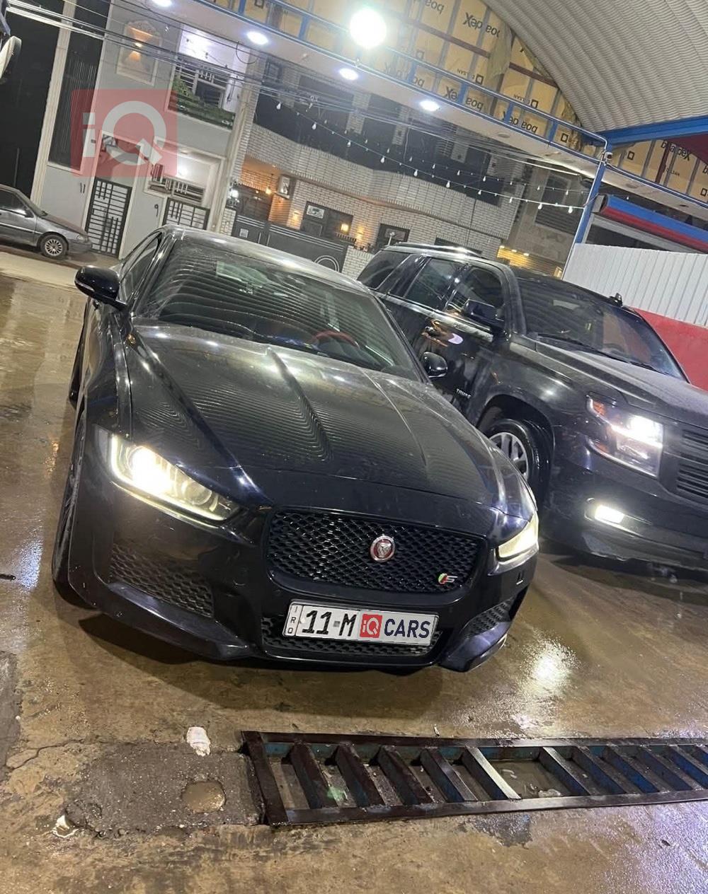 جاكوار XE
